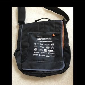 Laptop bag
